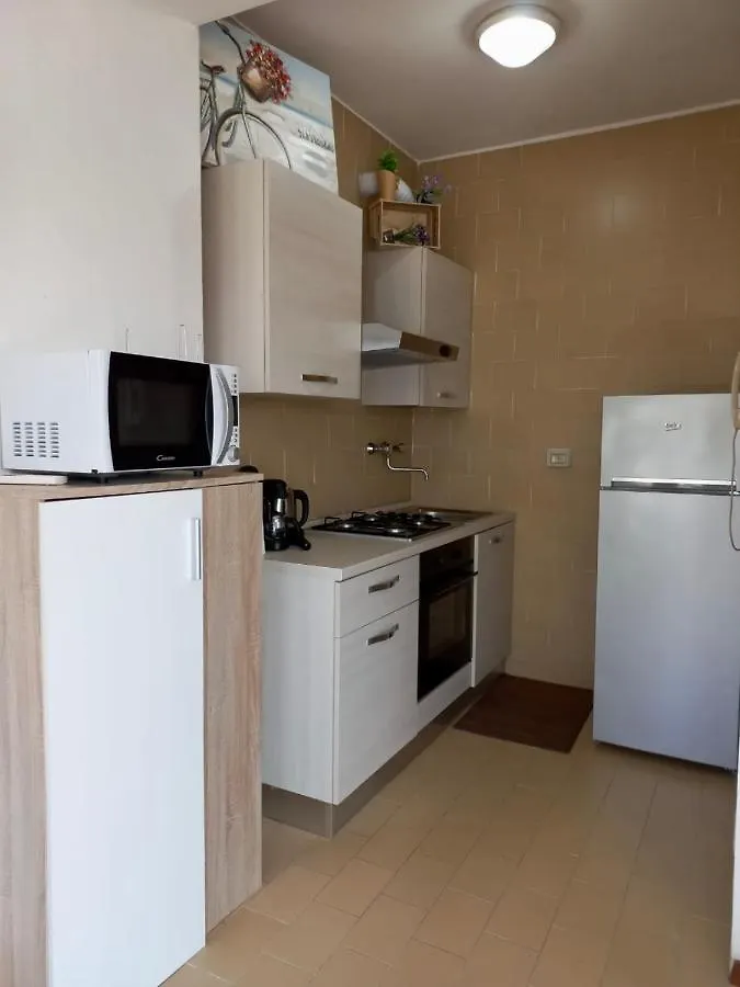 Elisabetta II Lazise Apartments