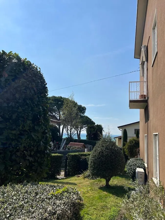 Elisabetta II Lazise Apartments