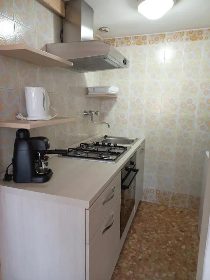 Elisabetta II Lazise Apartments Italy